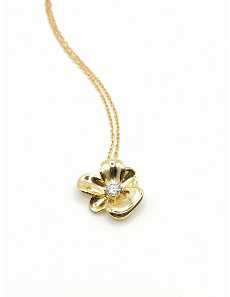 Silver flower necklace