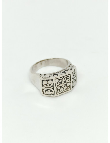 Ασημένιο δαχτυλίδι