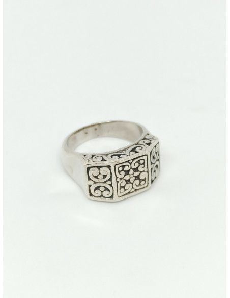 Ασημένιο δαχτυλίδι