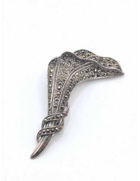 Ασημένια καρφίτσα