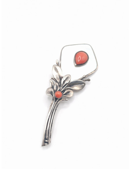 Ασημένια καρφίτσα