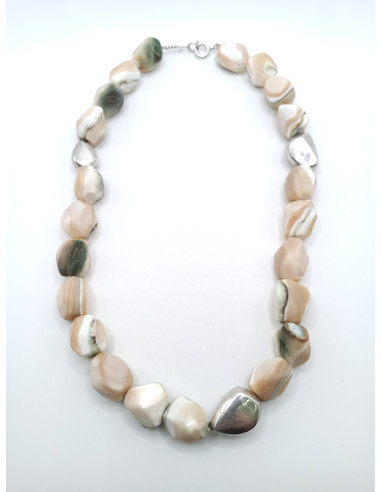 Φιλντισένιο Κολιέ